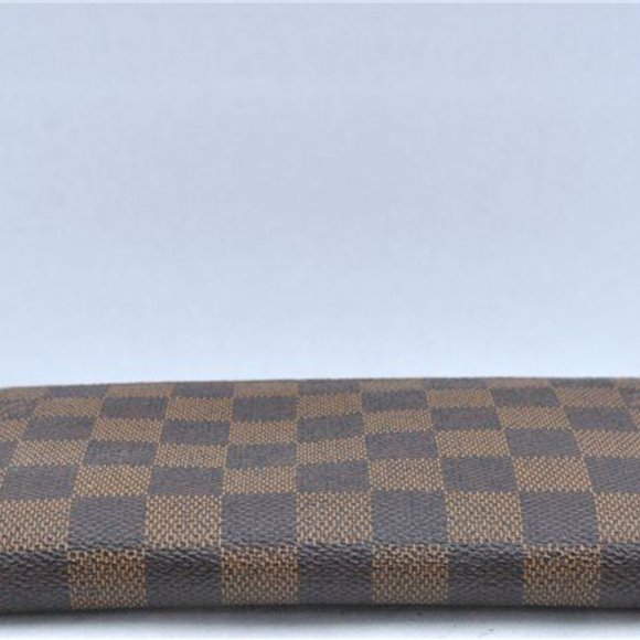 Louis Vuitton Zippy Wallet - Picture 8 of 17